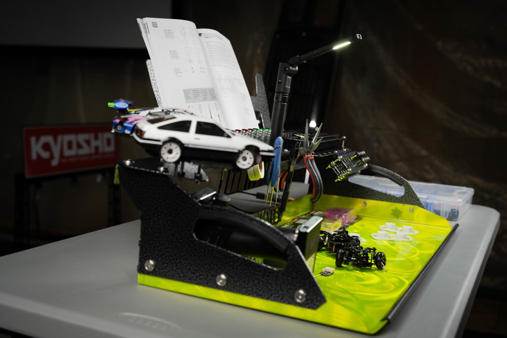 Rc Model Building Bench Field Bench - 1/28 Scale RC Pit Workstation for Kyosho Mini Z and Simi ...