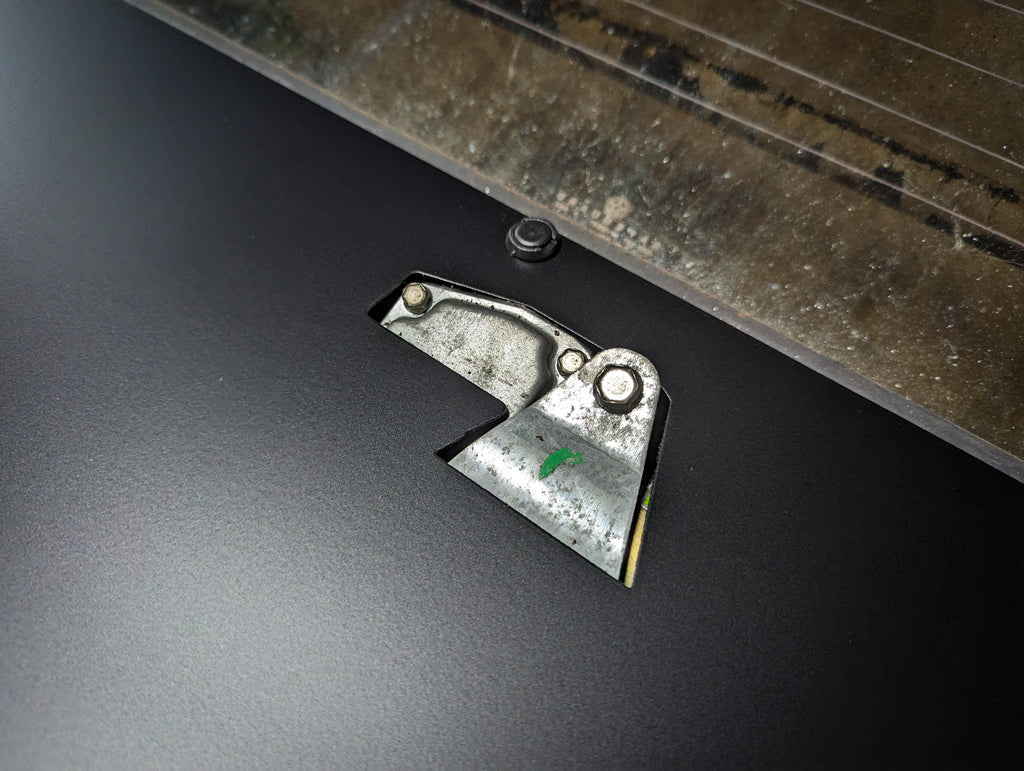 Aluminum Hatch Panel Fits: 84-96 Jeep Cherokee XJ – Turtle